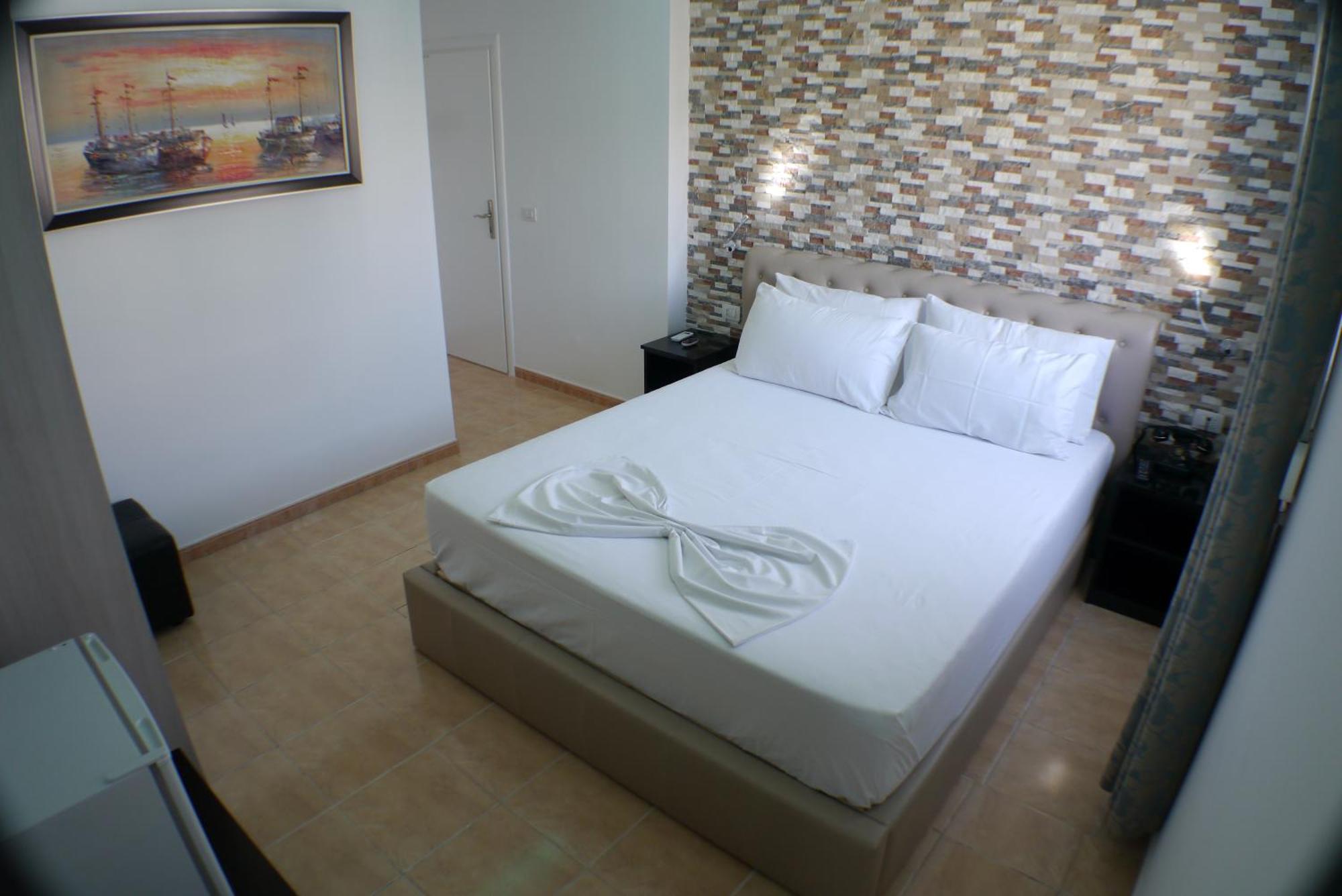 Espana Aparthotel Škalngur エクステリア 写真