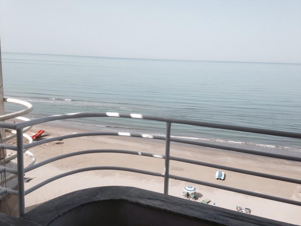Espana Aparthotel Škalngur エクステリア 写真