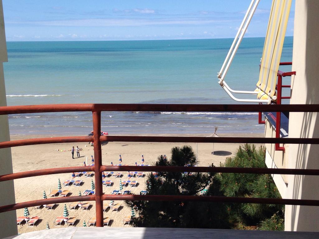 Espana Aparthotel Škalngur エクステリア 写真