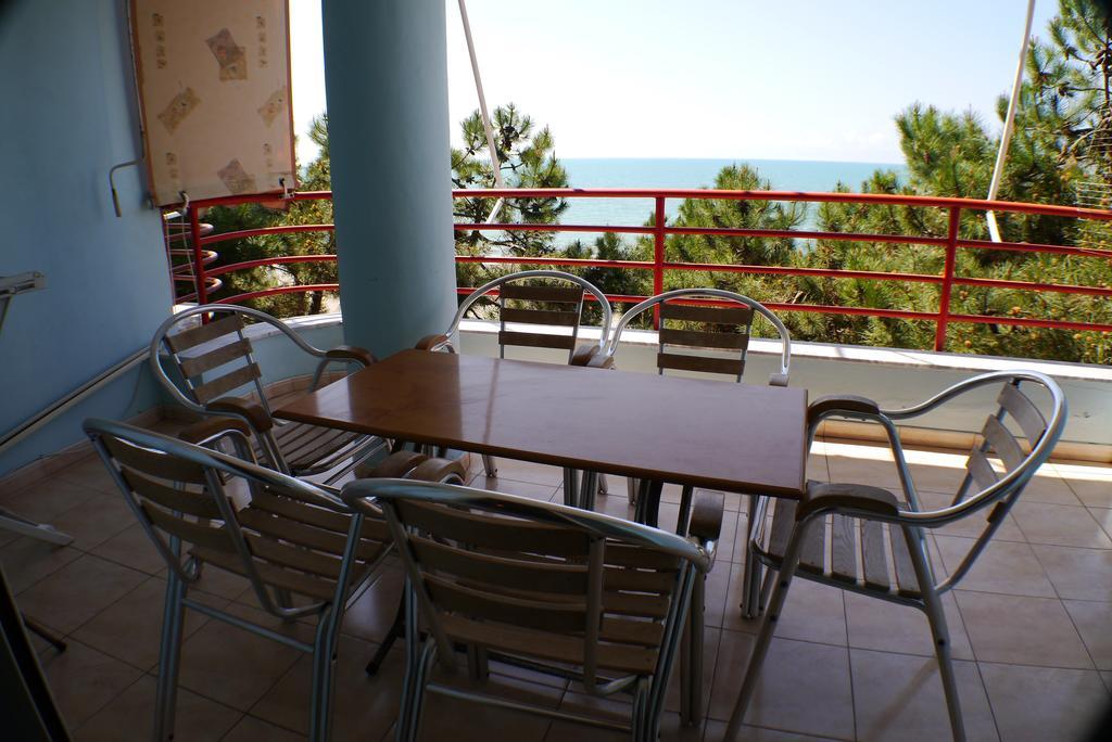 Espana Aparthotel Škalngur エクステリア 写真
