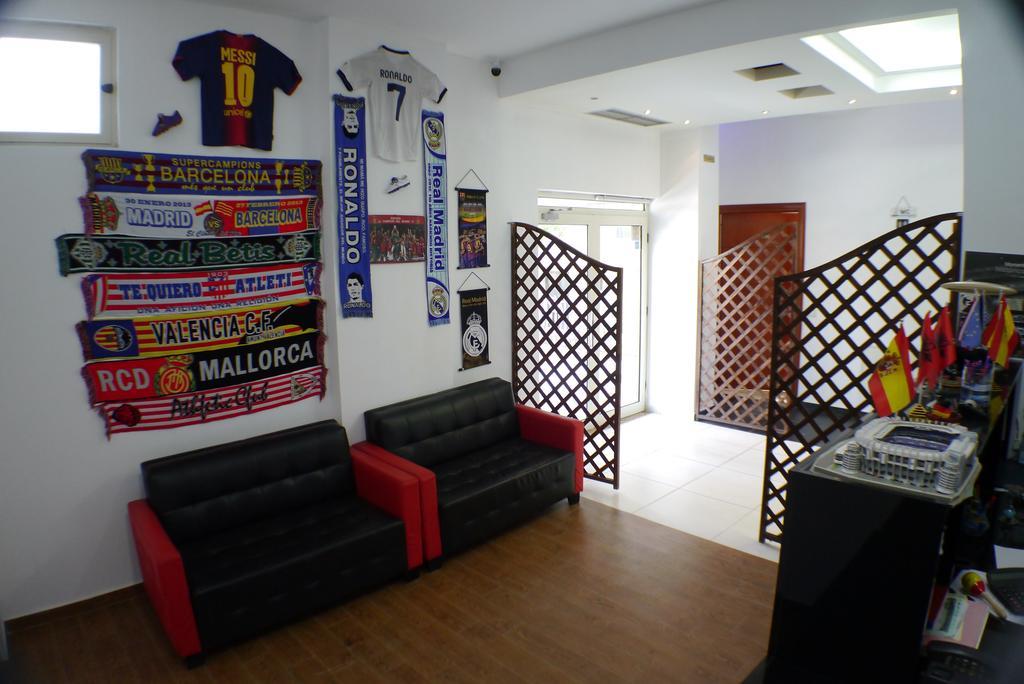 Espana Aparthotel Škalngur エクステリア 写真